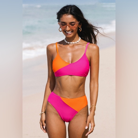 NWT • Cupshe • Colorblock Scoop Neck Top & Retro Bum Bikini Set - Picture 3 of 6